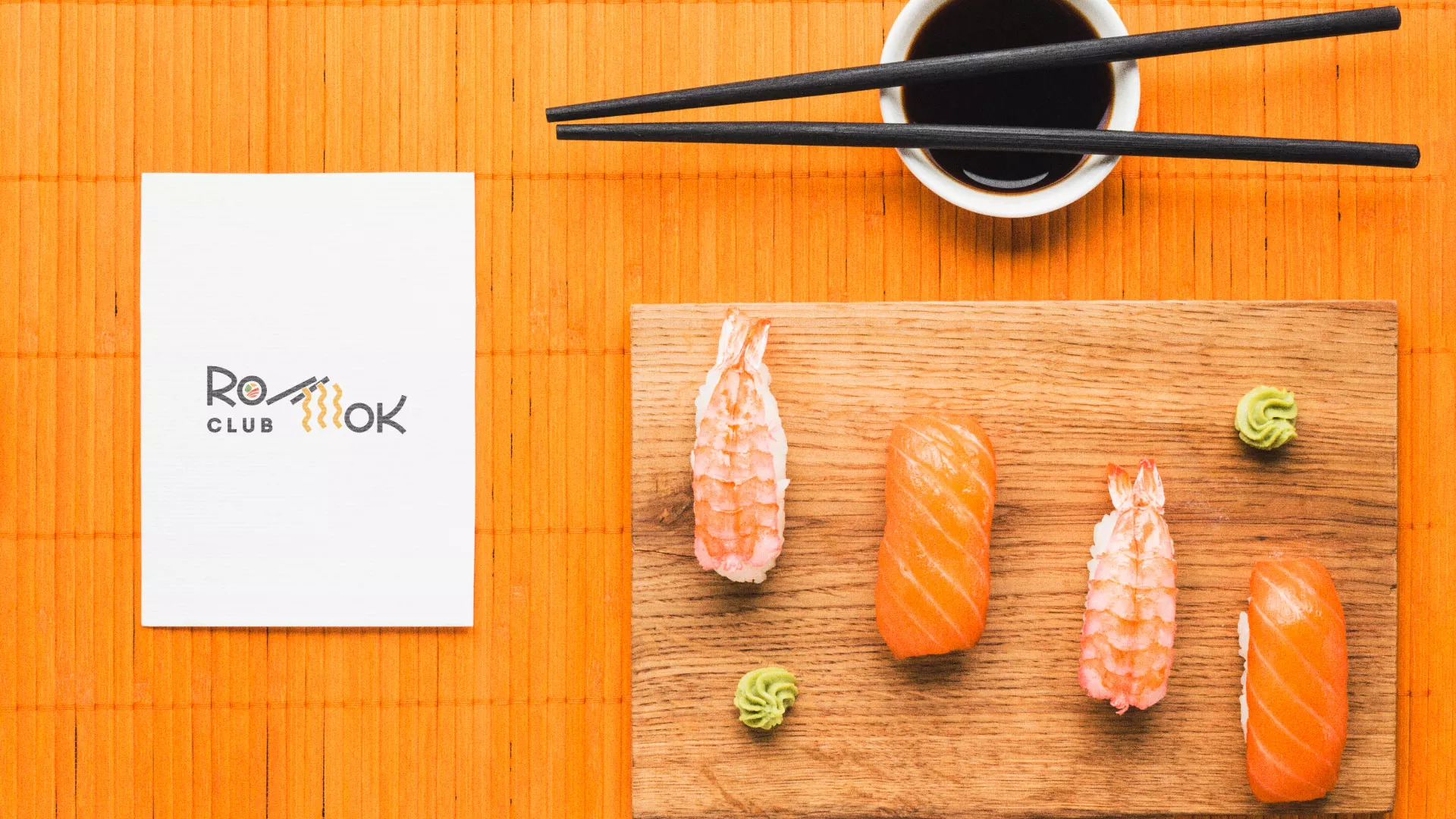 Создание логотипа суши-бара «Roll Wok Club» в Катав-Ивановске